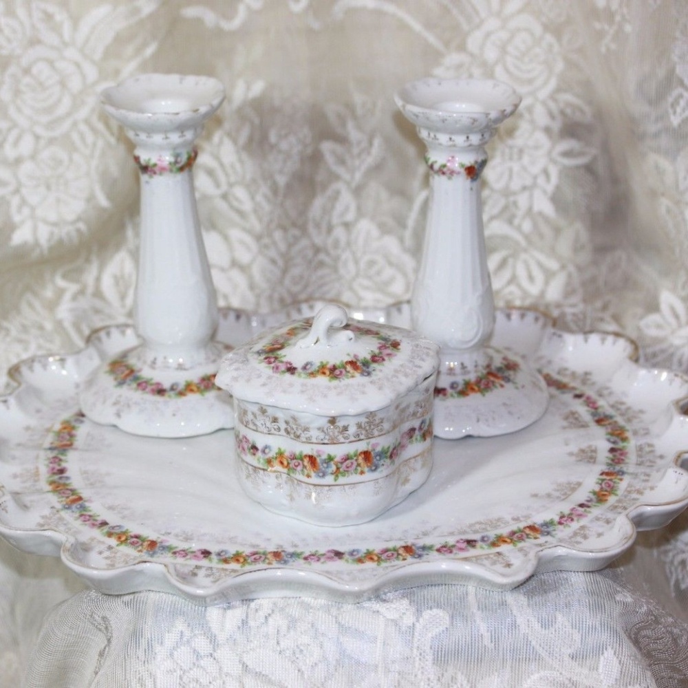 Vintage Porcelain 4 Piece Vanity Dresser Set
